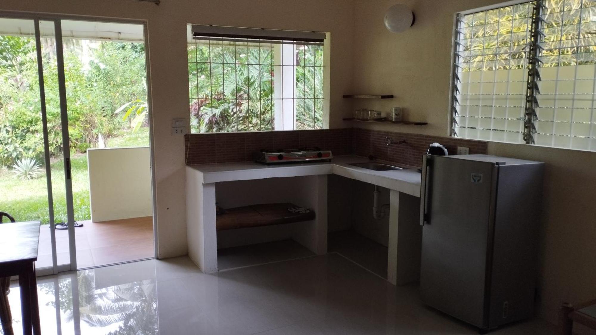 Acacia'S Cottages With Starlink Wifi มัมบาเฮา ภายนอก รูปภาพ